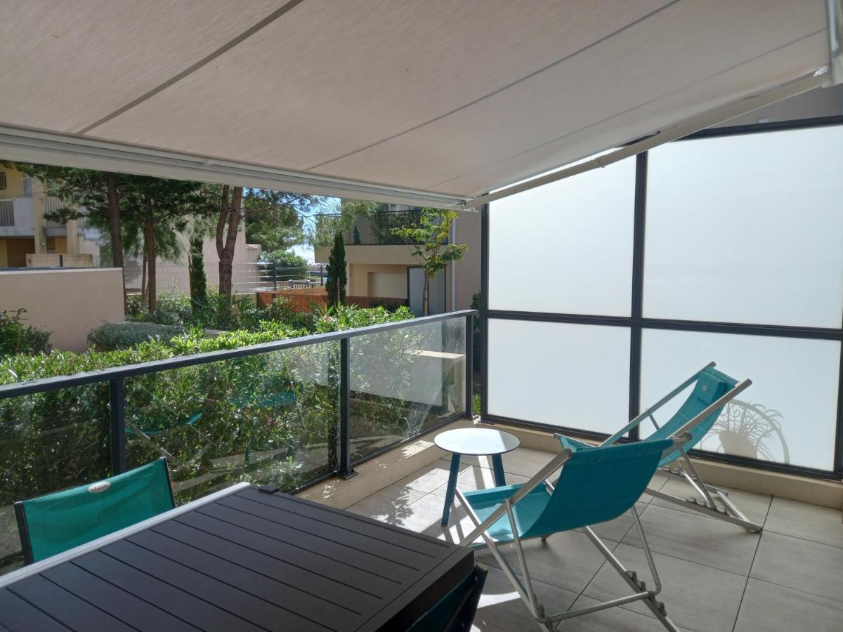 Bel Appartement Avec Terrasse - Plage De Carro A Pied Мартиг Экстерьер фото